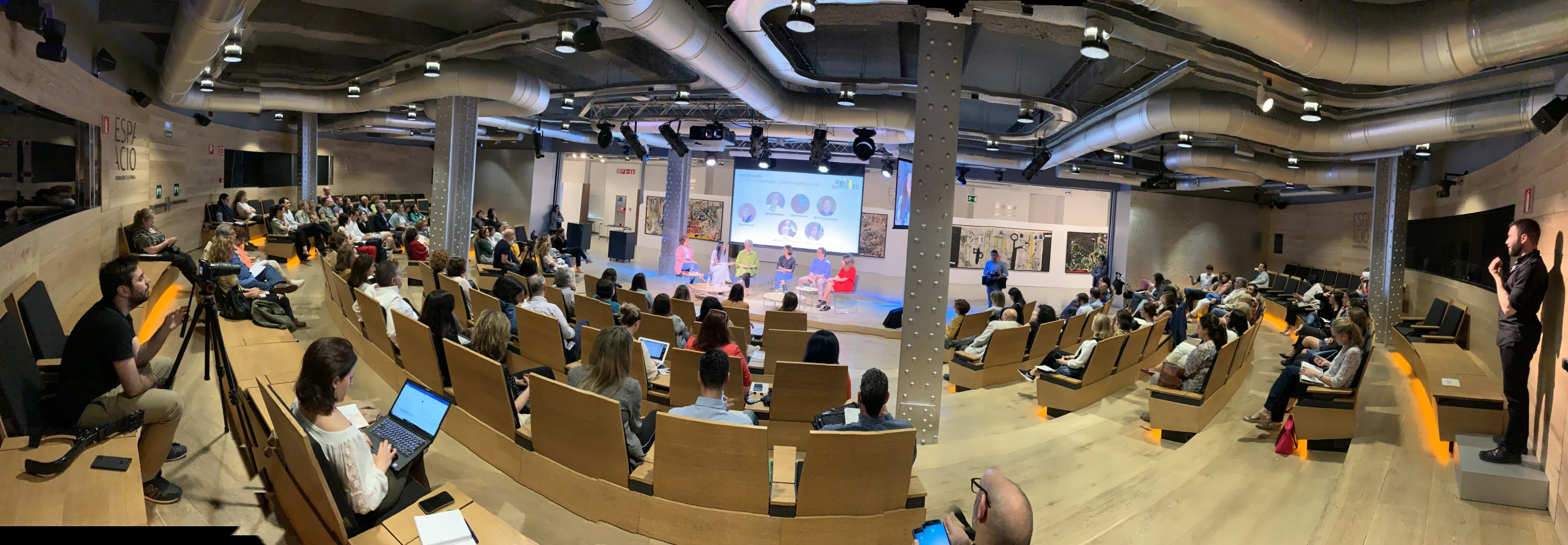 PanorámicaDigCitSummitES2 PanorámicaDigCitSummitES2